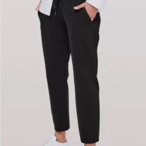 Lululemon On The Fly 27” Pants BLK 6